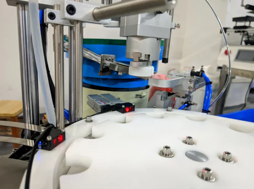 Small Round Labeling Machine